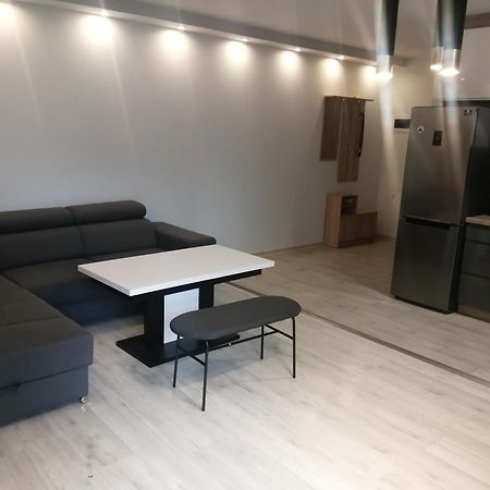 Nowoczesny Apartament Z Duzym Tarasem, 2 Pokoje ชเตชชีแนค ภายนอก รูปภาพ