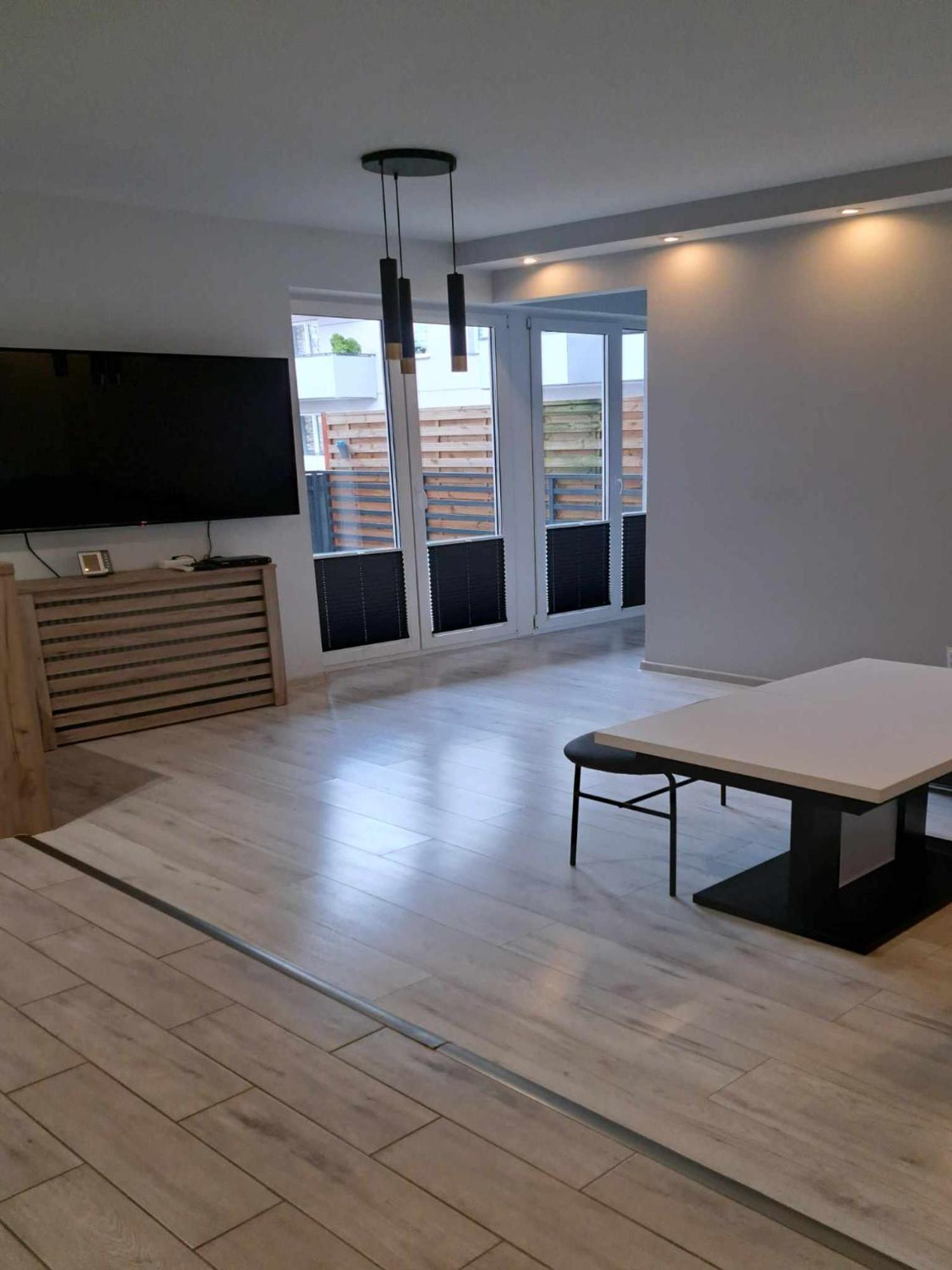 Nowoczesny Apartament Z Duzym Tarasem, 2 Pokoje ชเตชชีแนค ภายนอก รูปภาพ
