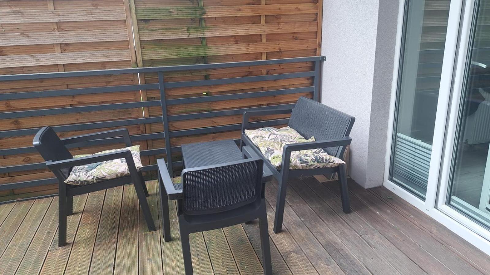 Nowoczesny Apartament Z Duzym Tarasem, 2 Pokoje ชเตชชีแนค ภายนอก รูปภาพ
